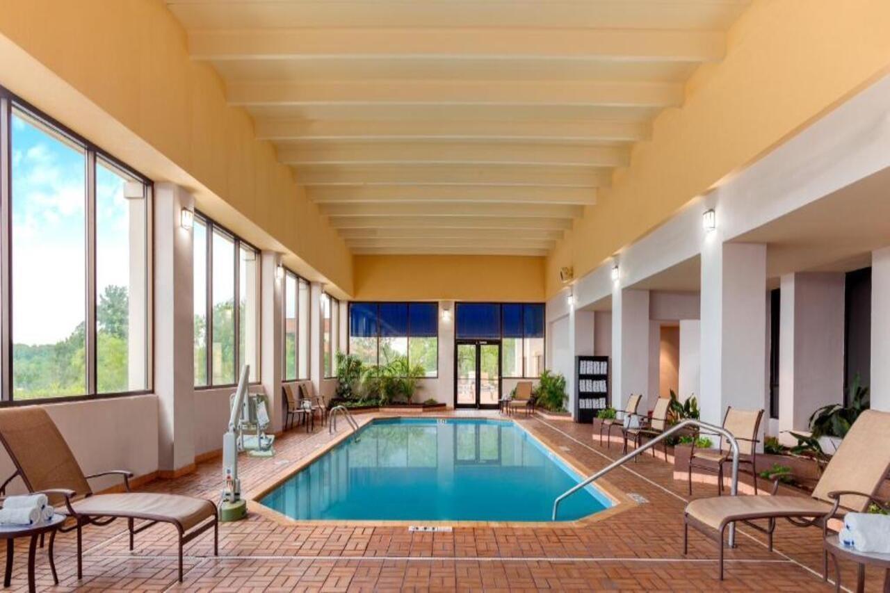 Embassy Suites By Hilton Columbia Greystone Екстериор снимка