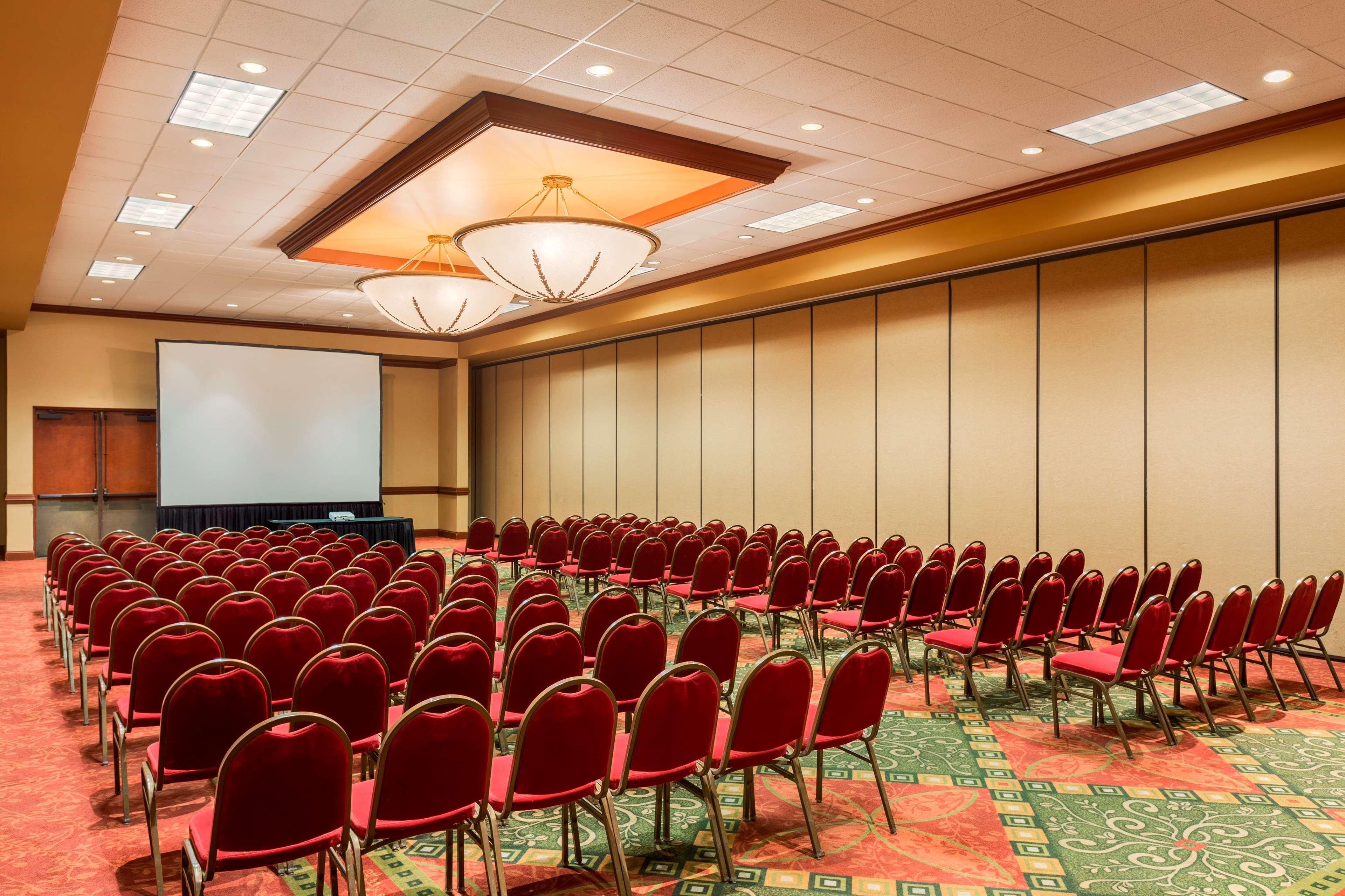 Embassy Suites By Hilton Columbia Greystone Екстериор снимка