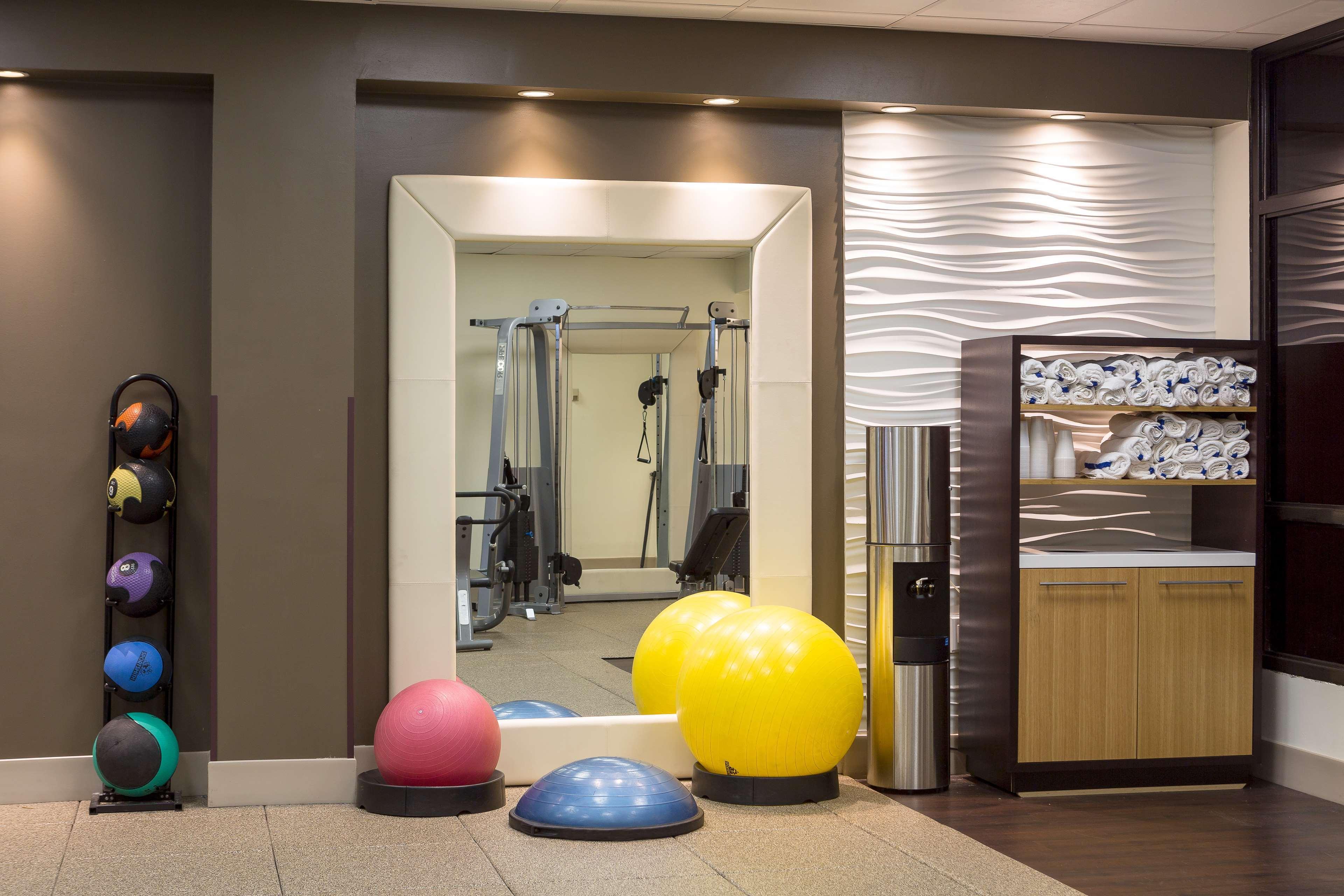 Embassy Suites By Hilton Columbia Greystone Екстериор снимка