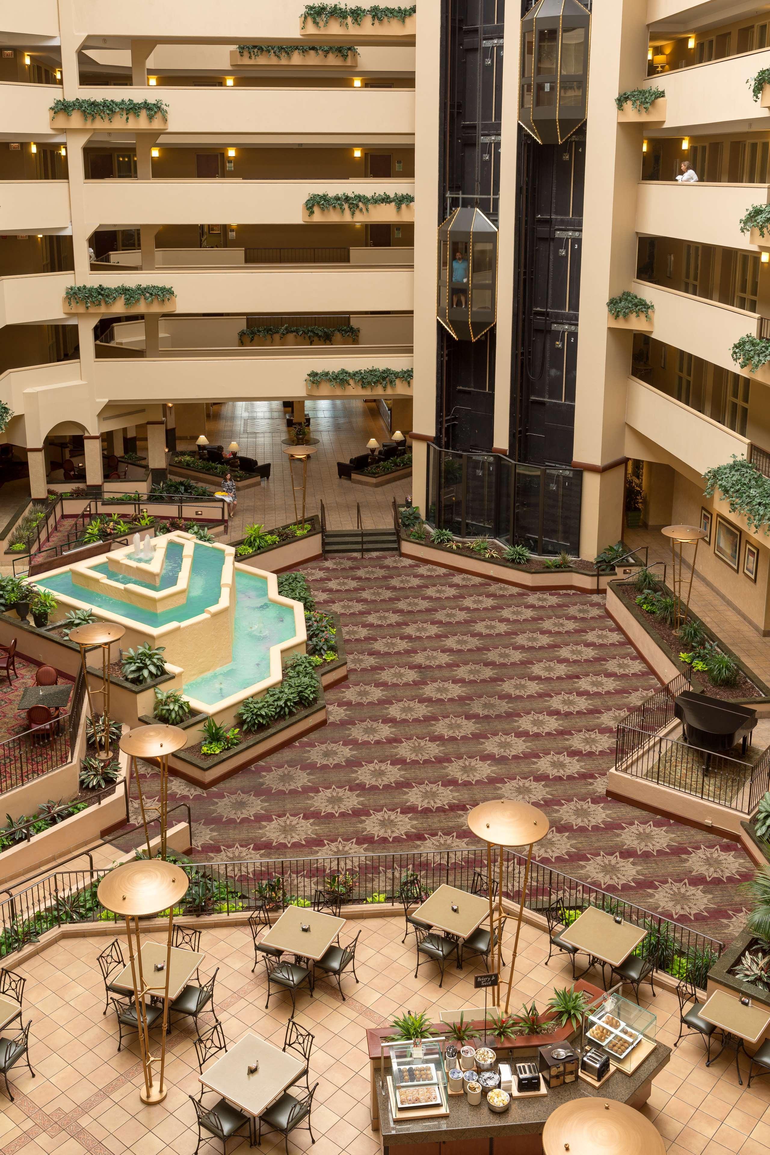 Embassy Suites By Hilton Columbia Greystone Екстериор снимка