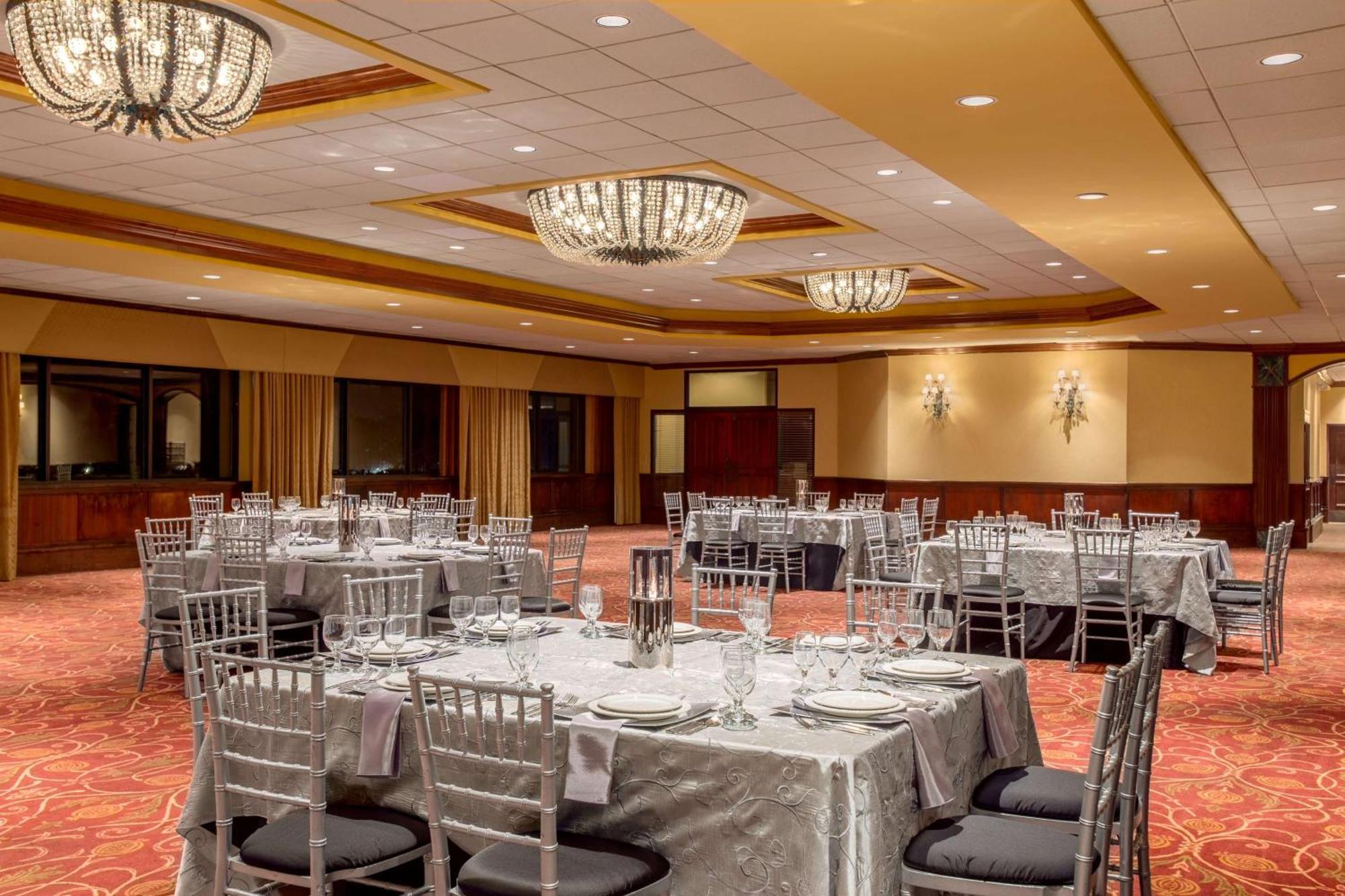 Embassy Suites By Hilton Columbia Greystone Екстериор снимка