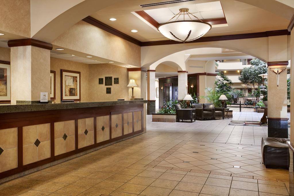 Embassy Suites By Hilton Columbia Greystone Екстериор снимка